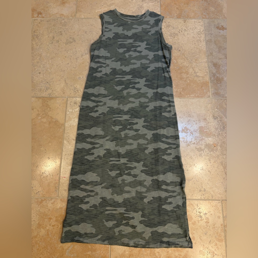 Universal Thread Camo Sleeveless Sheath Dress